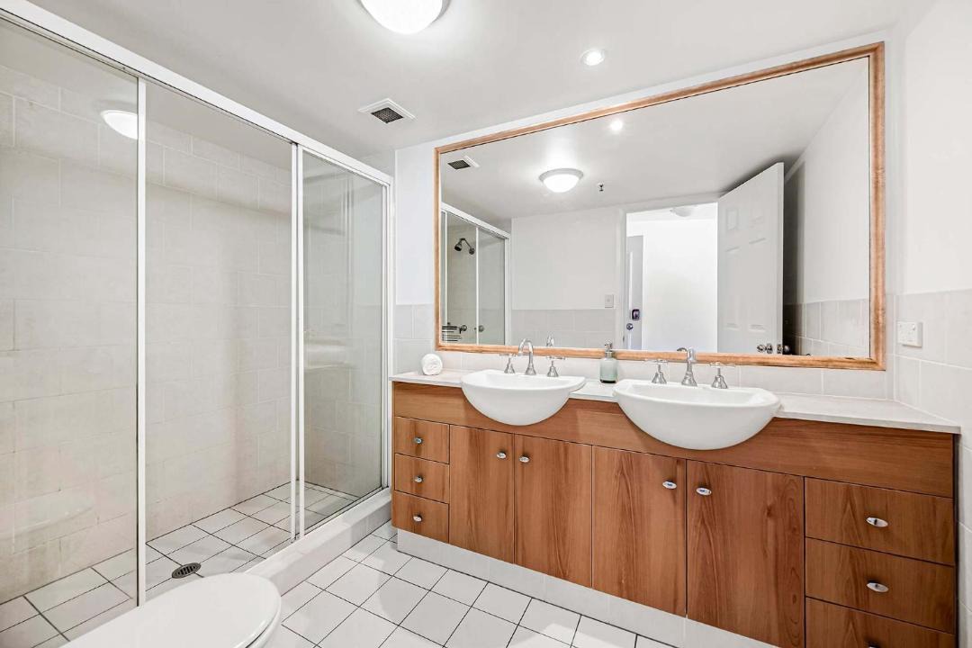 Photo of Bathroom in Broadbeach