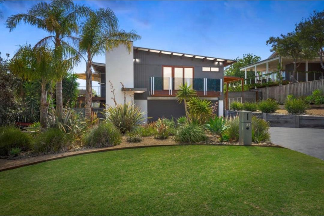 Photo of Others in McCrae