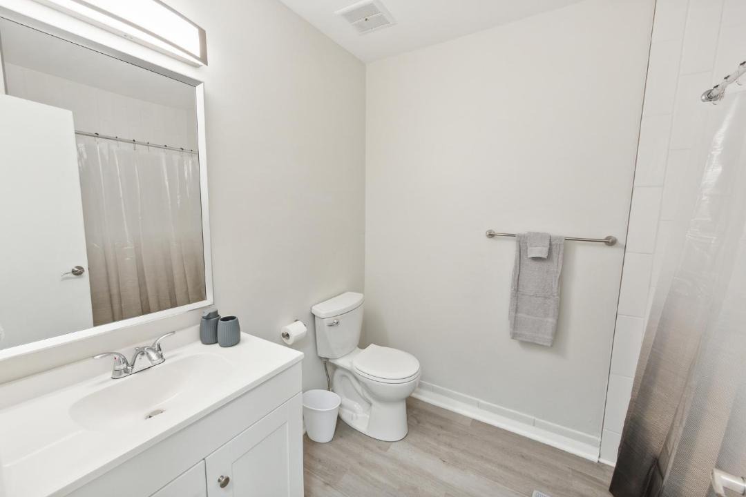 Photo of Bathroom in Newark