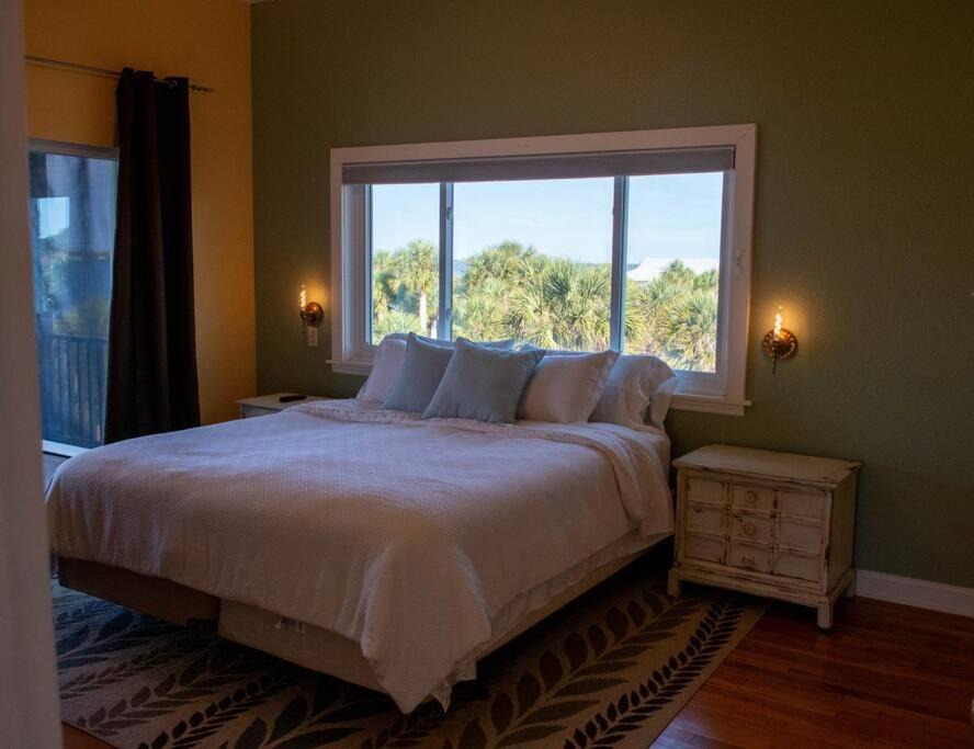 Photo of Bedroom in Englewood