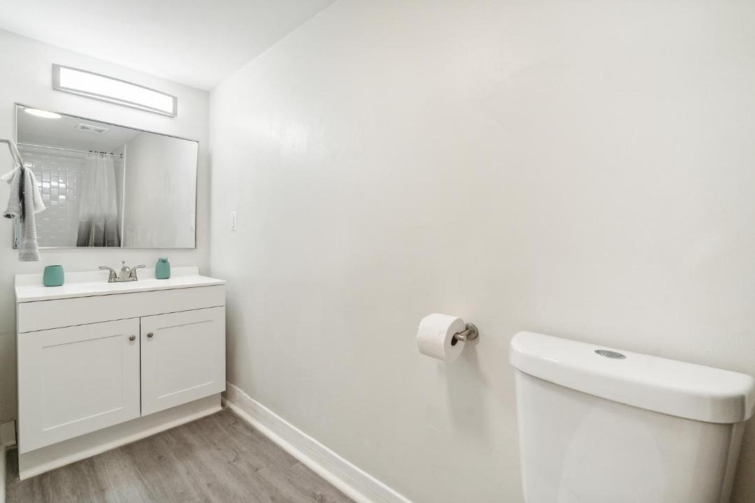 Photo of Bathroom in Newark