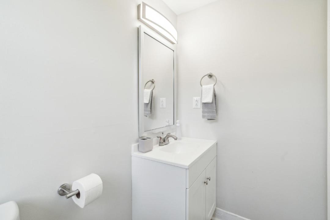 Photo of Bathroom in Newark