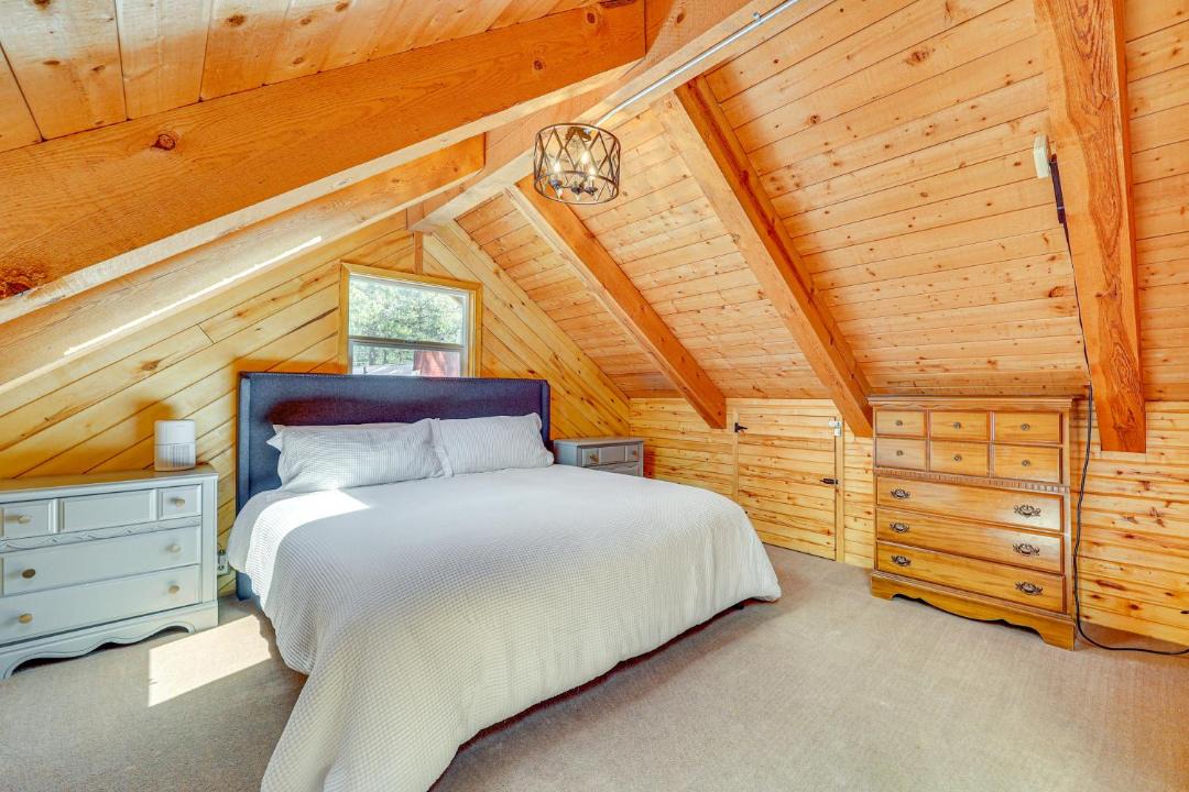 Photo of Bedroom in Alpine