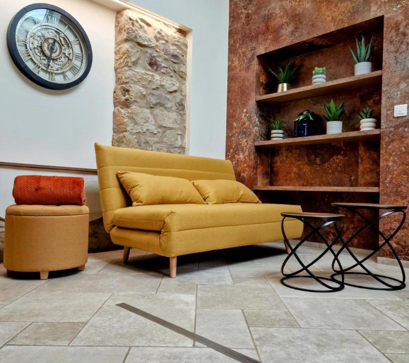 Photo of Others in Lupstein