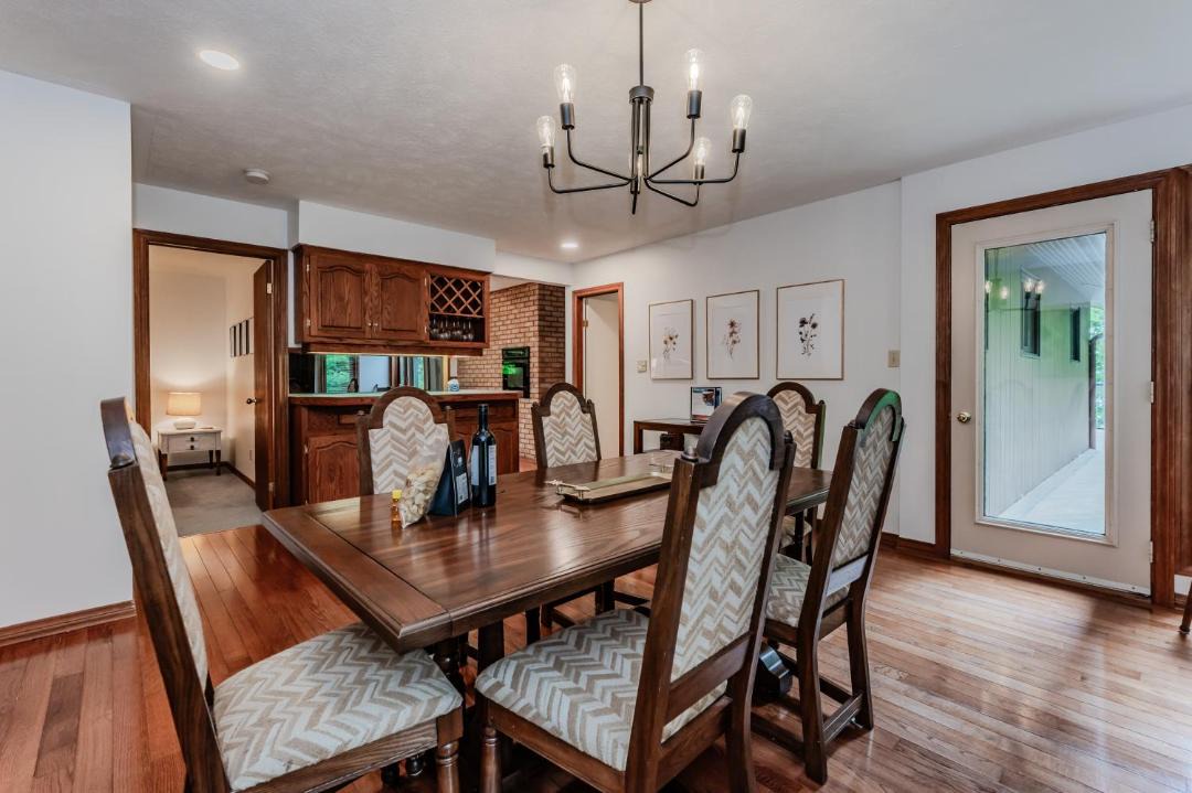 Photo of Kitchen in Colpoys Bay