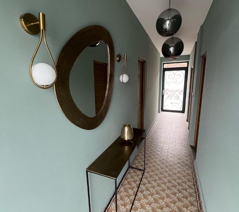 Photo of Others in Leval