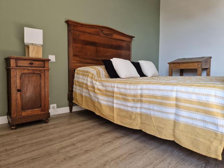 Photo of Bedroom in Bozouls