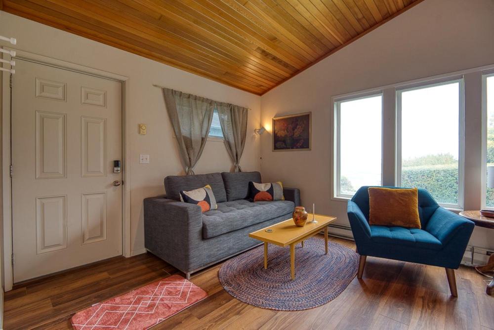 Photo of Others in Coos Bay