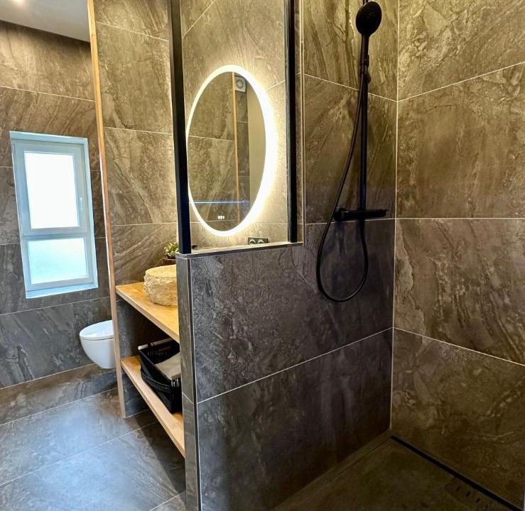 Photo of Bathroom in Dunkirk