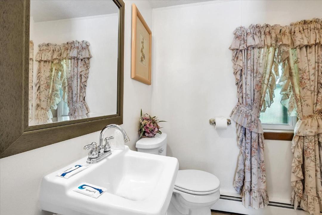 Photo of Bathroom in Shaftsburg