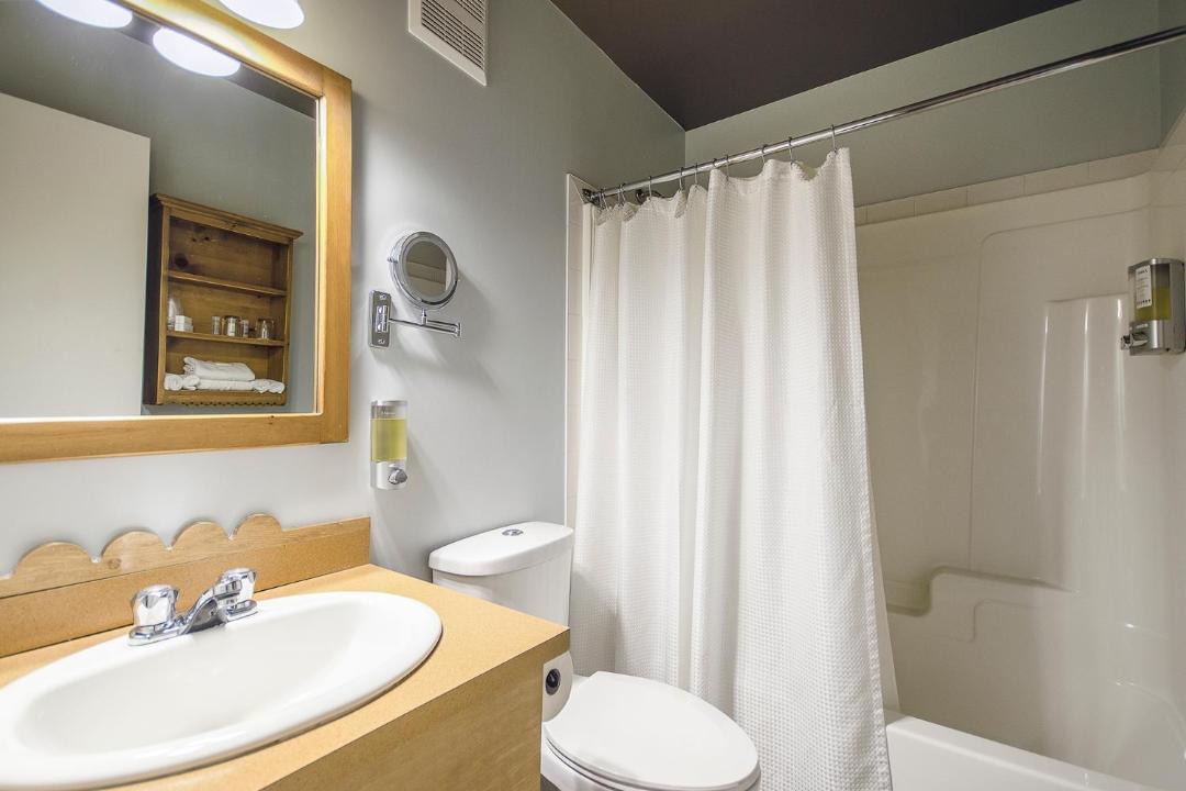 Photo of Bathroom in Saint-Michel-des-Saints