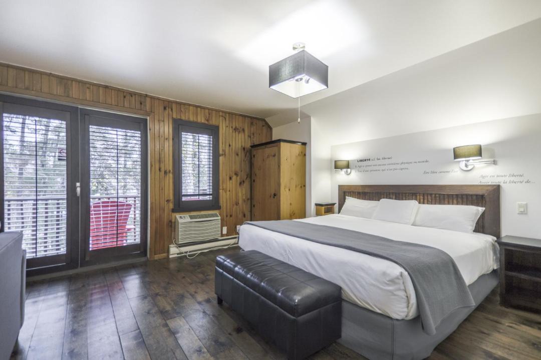 Photo of Bedroom in Saint-Michel-des-Saints