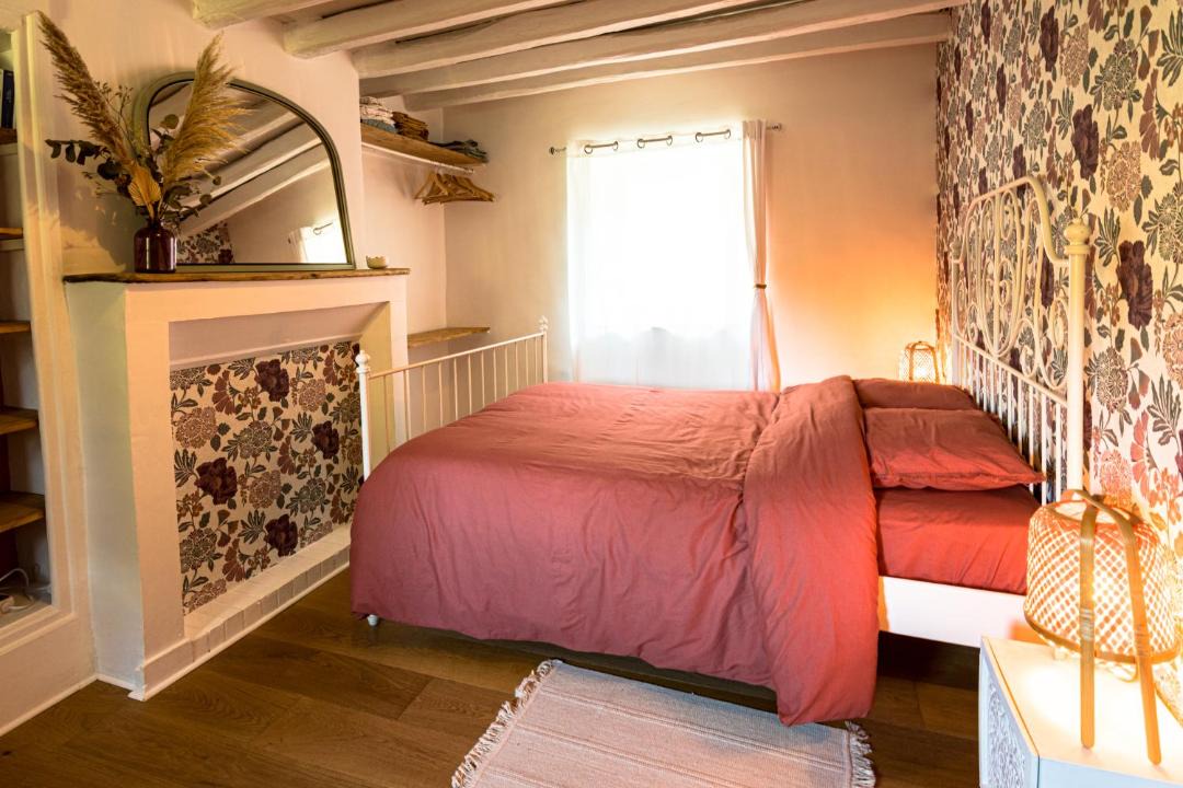 Photo of Bedroom in Saint-Lucien