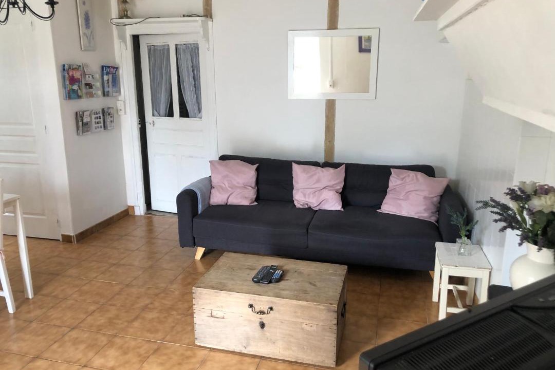Photo of Livingroom in Oradour-Fanais