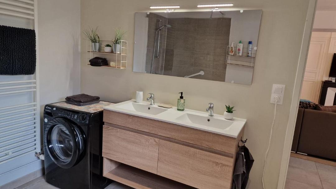 Photo of Bathroom in Appoigny