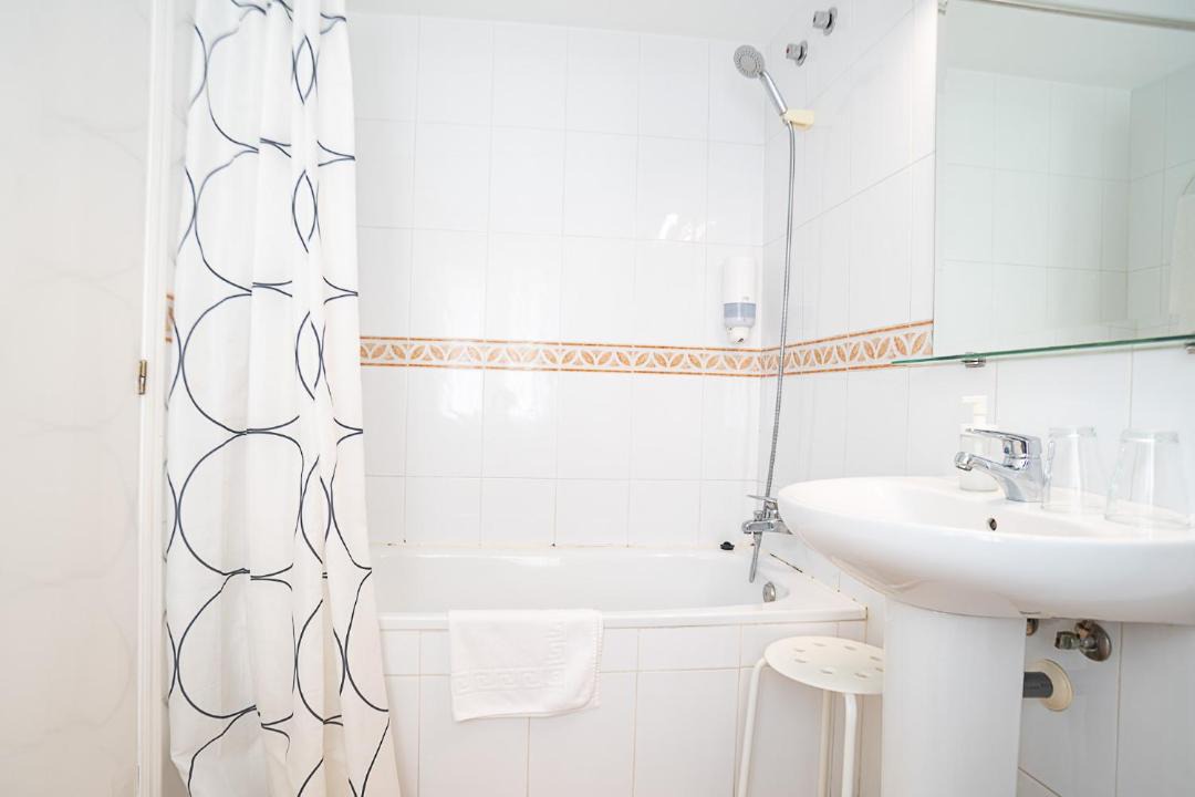 Photo of Bathroom in Morella