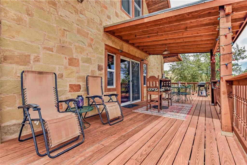Photo of Patio Balcony in Oatmeal