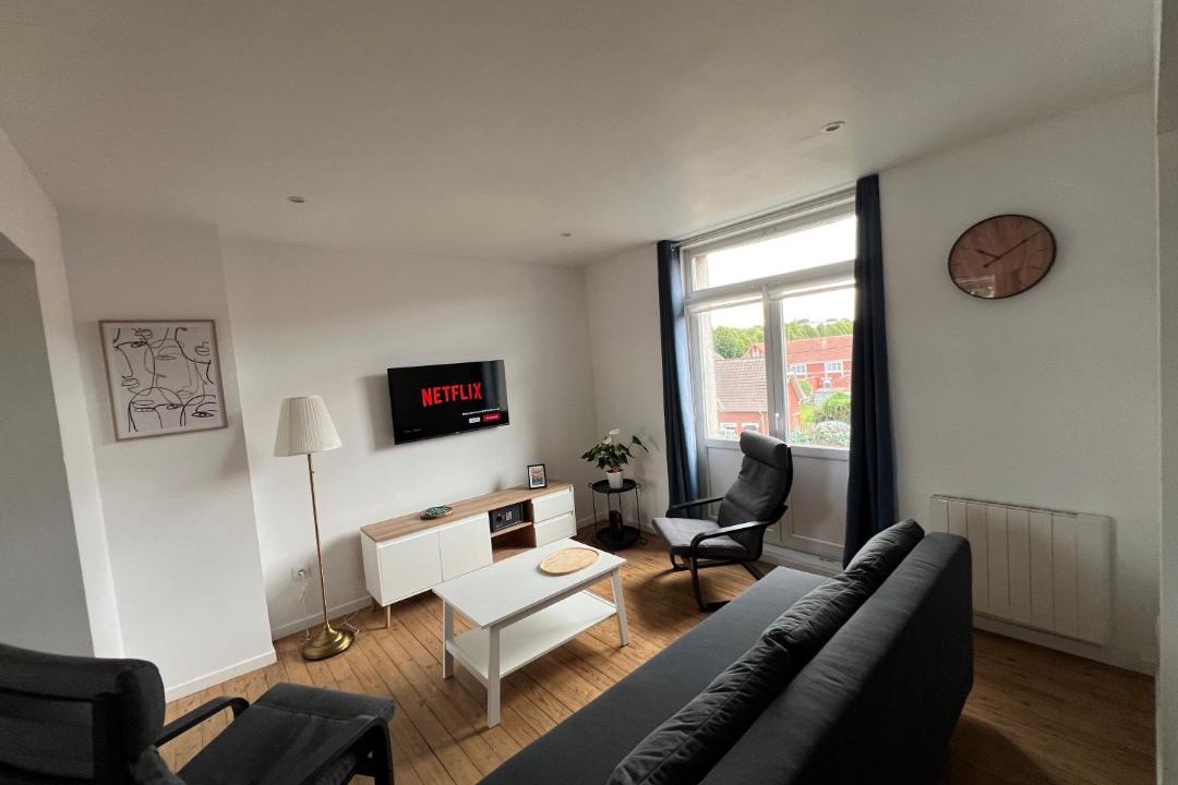 Photo of Livingroom in Lens