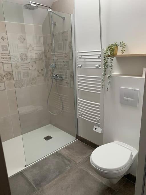 Photo of Bathroom in Brain-sur-l'Authion