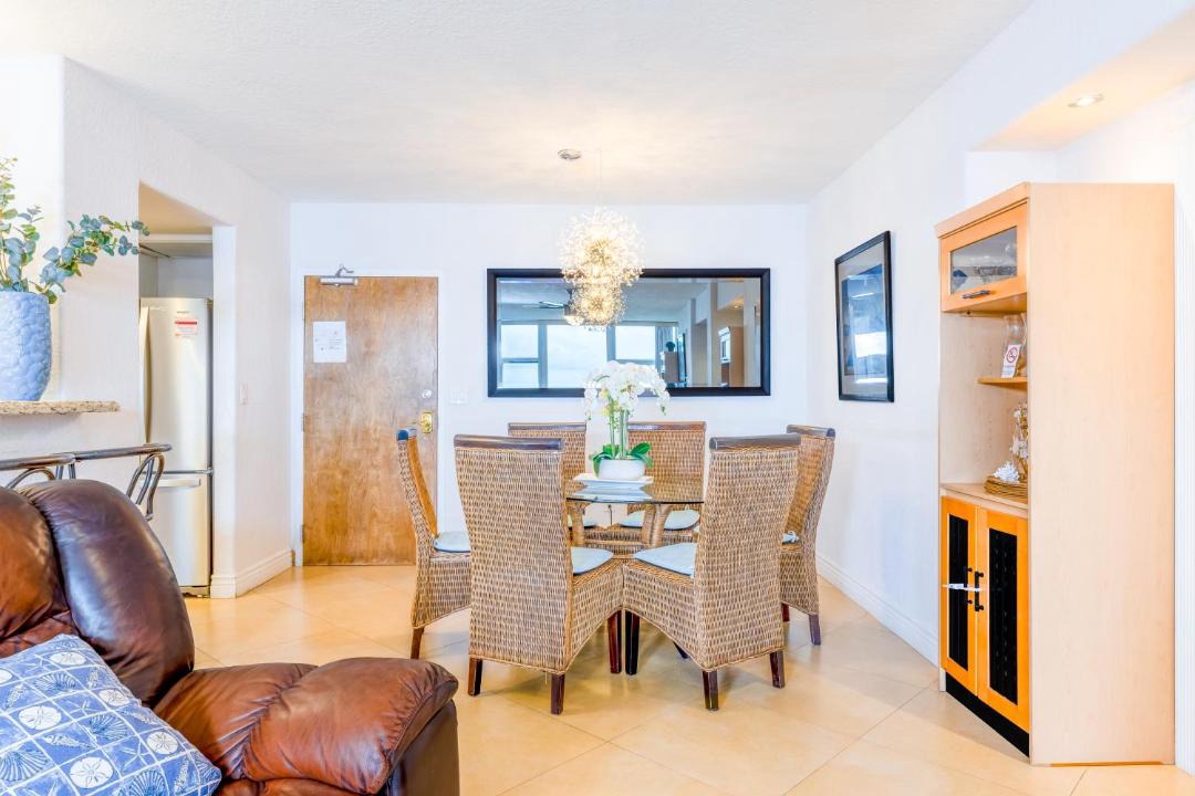 Photo of Others in Galt Mile