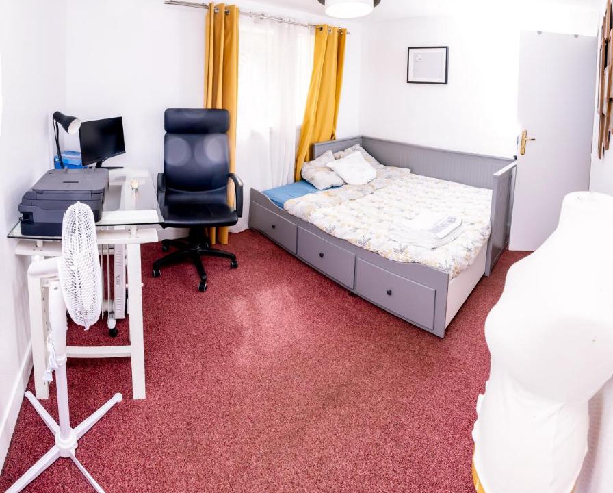 Photo of Bedroom in Le Plessis-Robinson