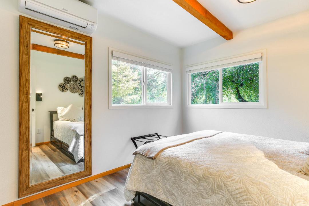 Photo of Bedroom in Sandy
