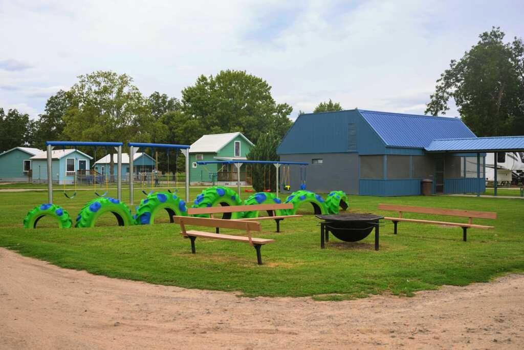 Photo of Others in Lake Village