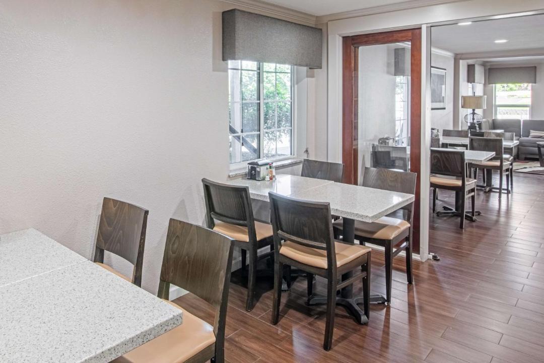 Photo of Kitchen in Lakeview