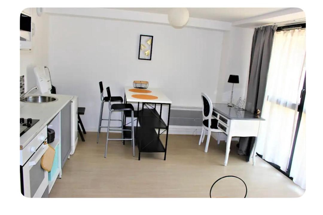 Photo of Others in Anatole France Danton