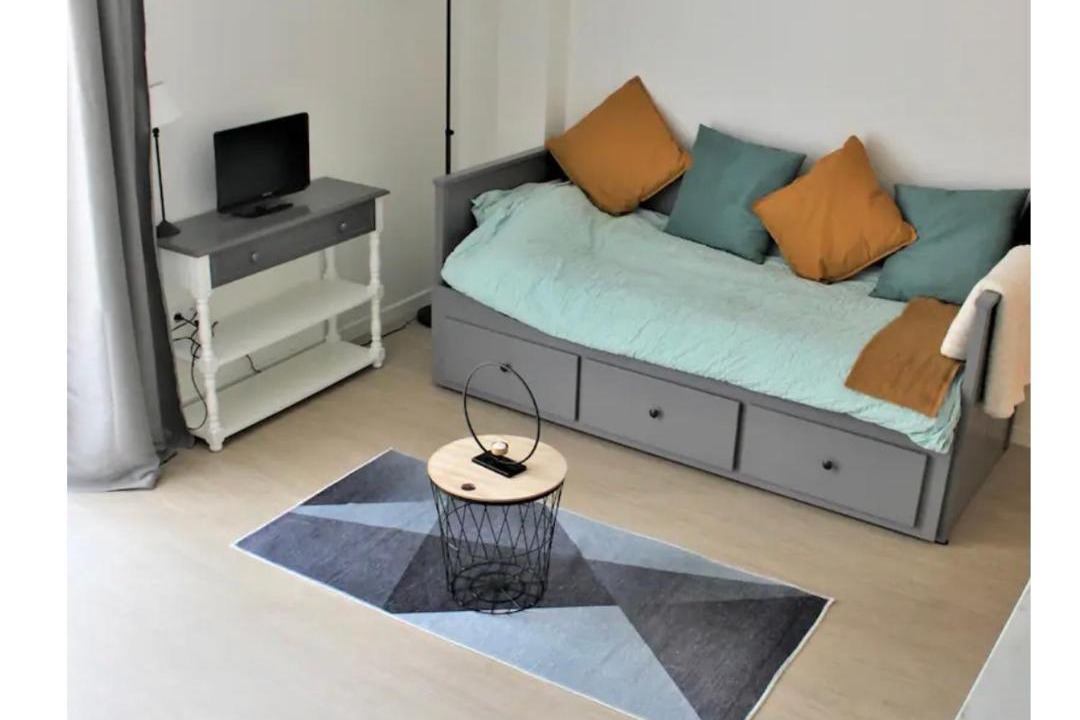 Photo of Others in Anatole France Danton