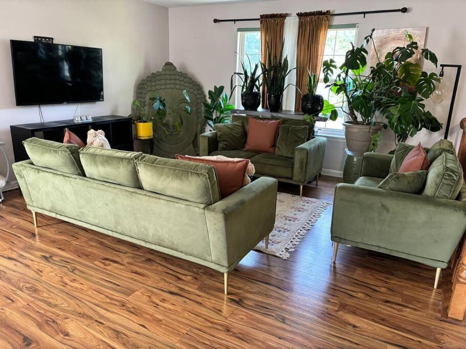Photo of Livingroom in Oxon Hill-Glassmanor