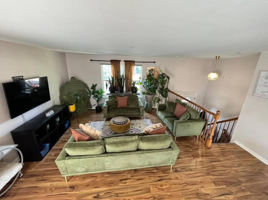 Photo of Others in Oxon Hill-Glassmanor