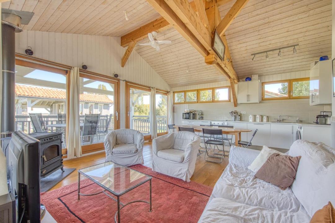 Photo of Others in Talais