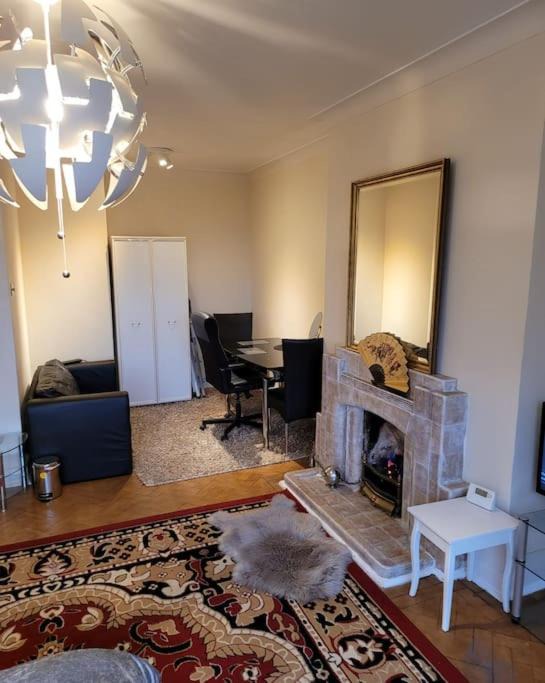 Photo of Livingroom in Twickenham Riverside