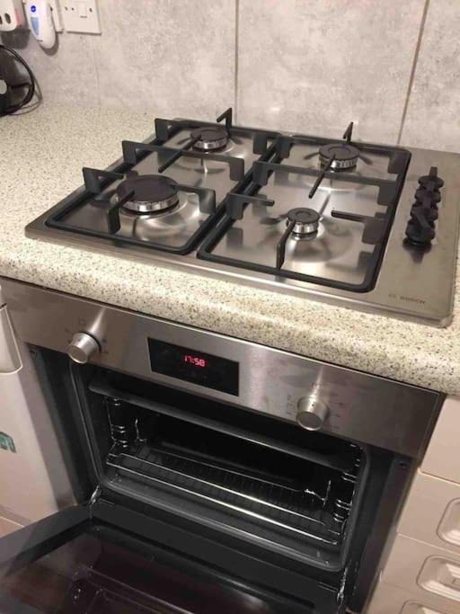 Photo of Kitchen in Twickenham Riverside