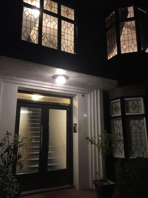 Photo of Others in Twickenham Riverside