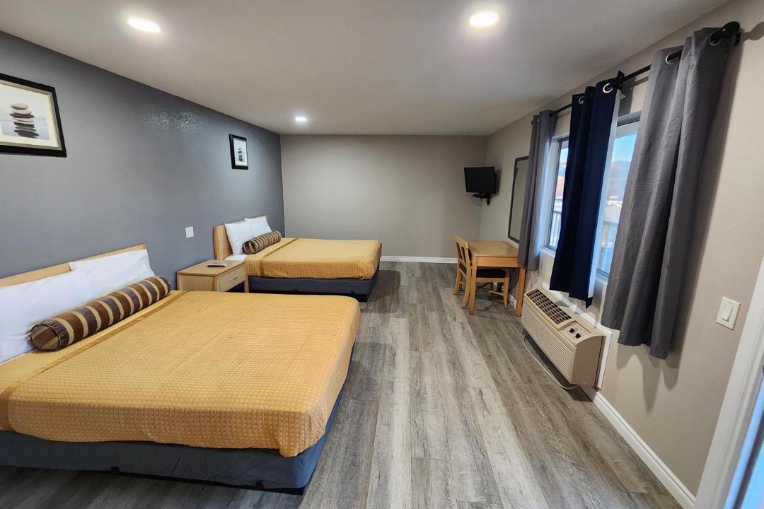 Photo of Bedroom in Barstow
