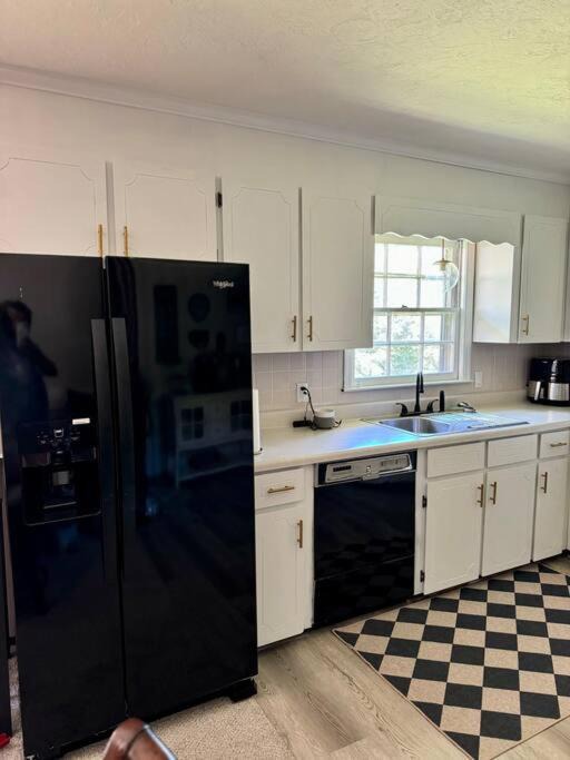 Photo of Kitchen in Jones County