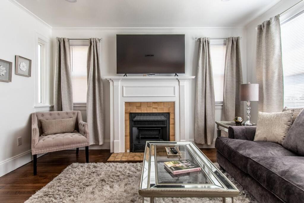 Photo of Others in Del Mar