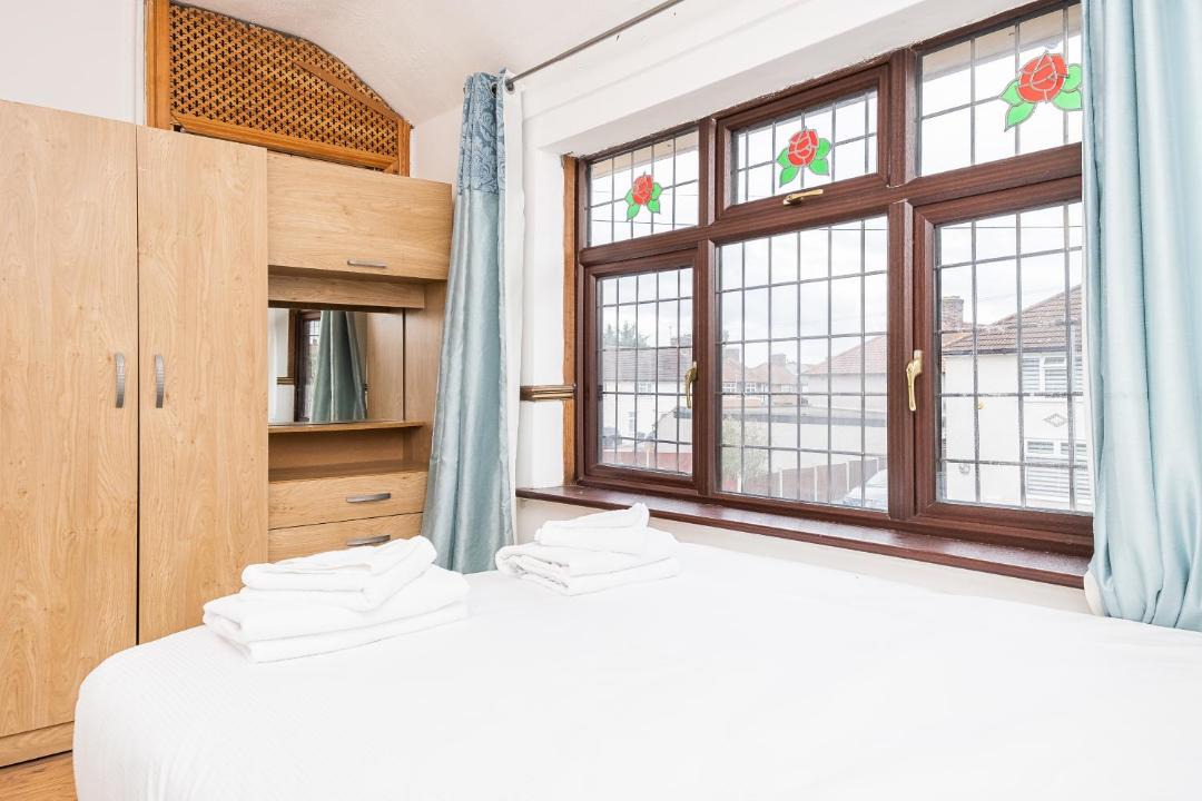 Photo of Bedroom in Heath