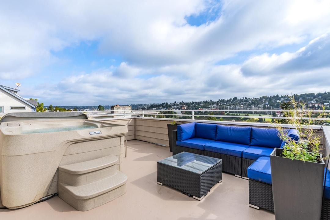 Photo of Patio Balcony in Southeast Magnolia
