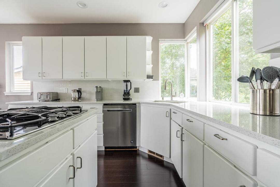 Photo of Kitchen in Southeast Magnolia