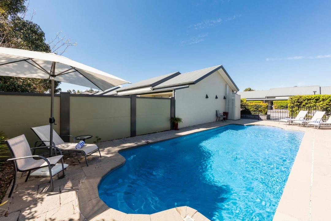 Photo of Others in Rutherford