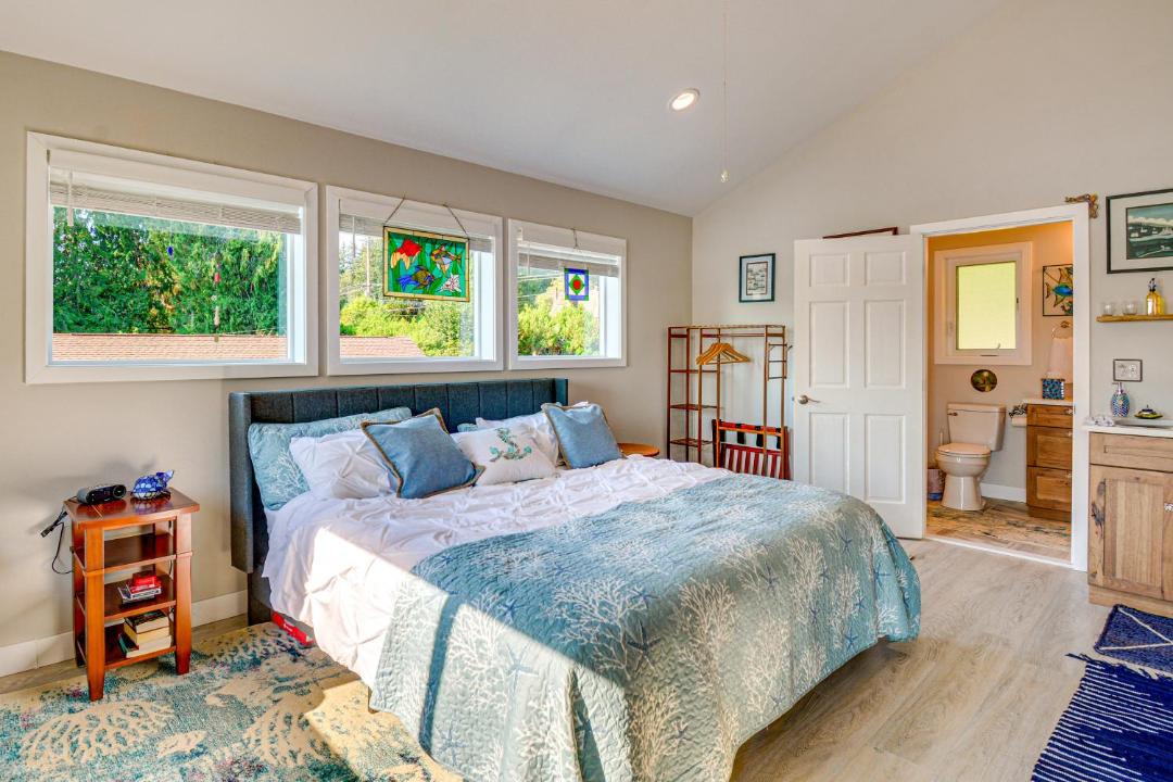 Photo of Bedroom in West Hills