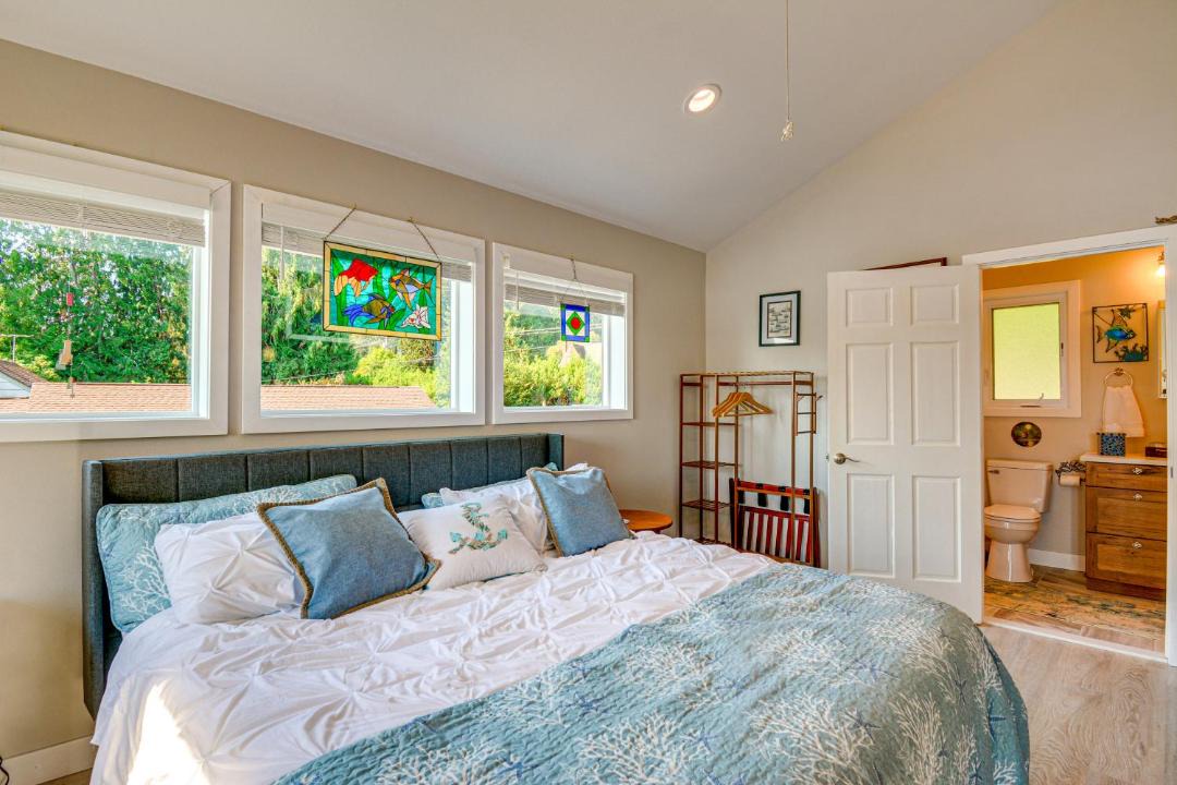 Photo of Bedroom in West Hills