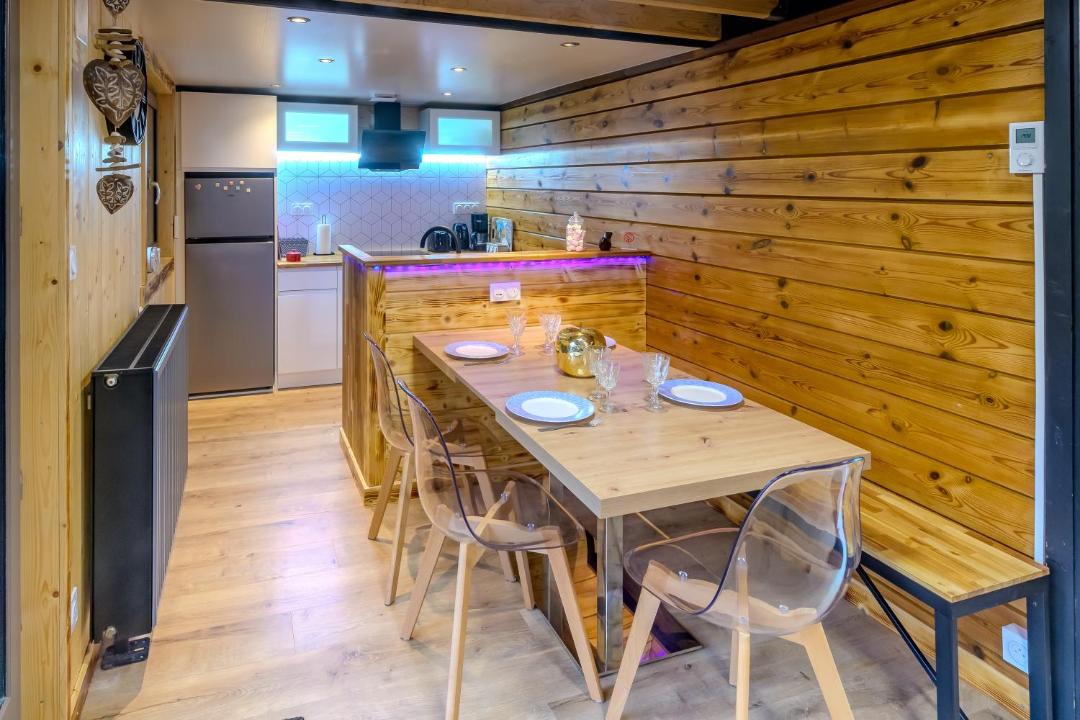 Photo of Others in Floyon