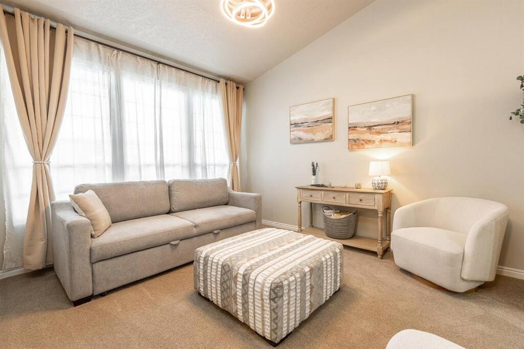 Photo of Others in Eagle