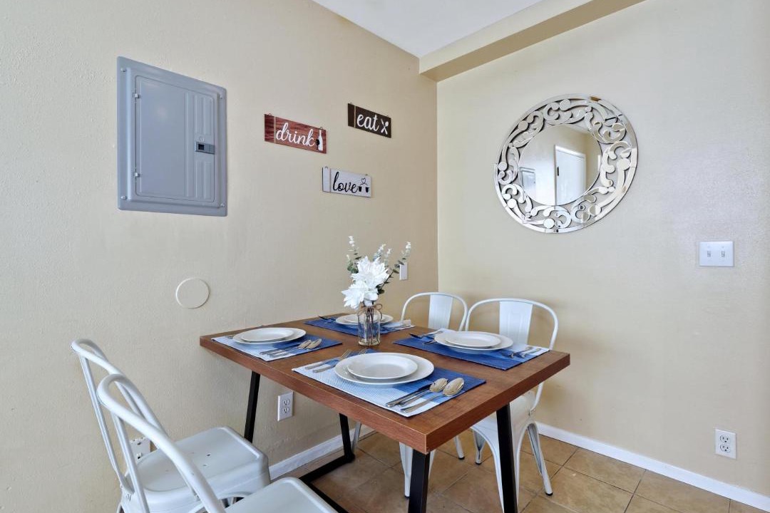 Photo of Others in Highline