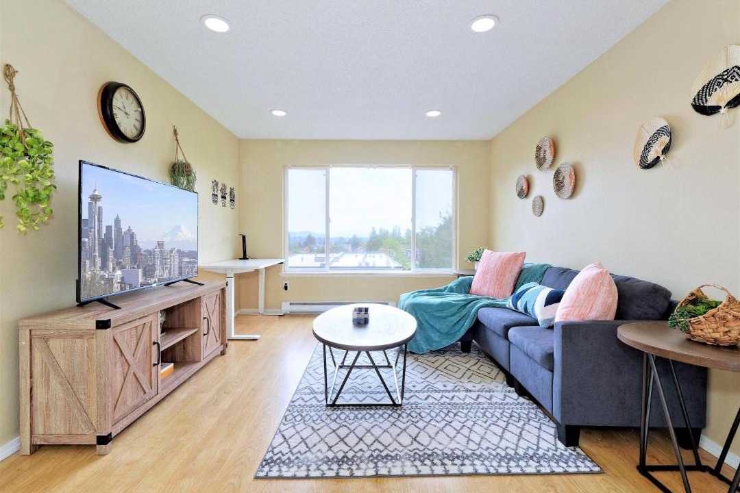 Photo of Others in Highline