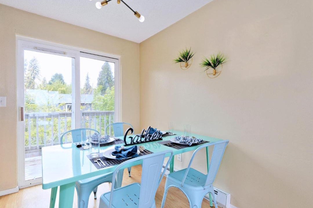 Photo of Others in Highline